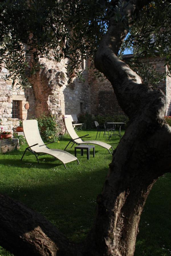 Apartamento Il Turrione Asís Exterior foto