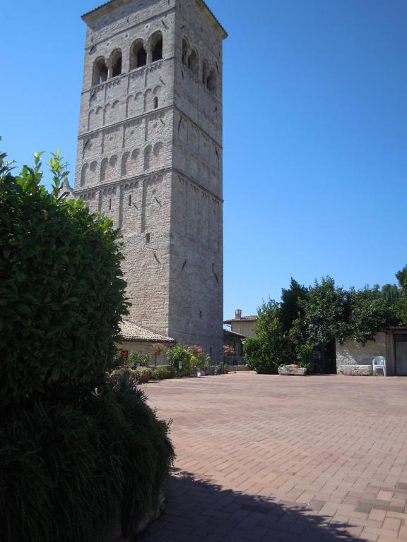Apartamento Il Turrione Asís Exterior foto
